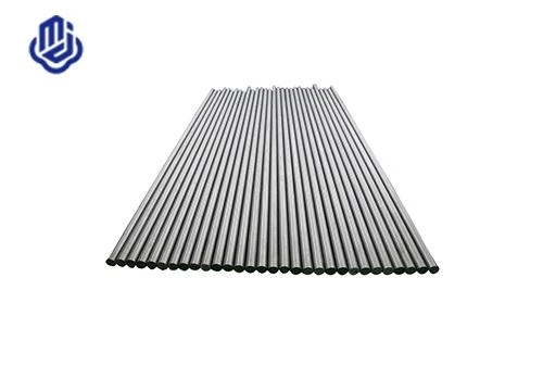 Rod Pusingan Logam Titanium