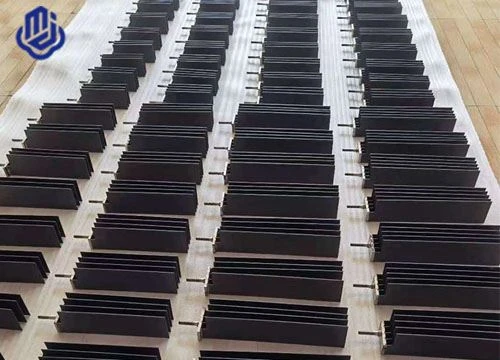 Pembasmian Kuman Kolam Menggunakan Anod Titanium Ruthenium-iridium